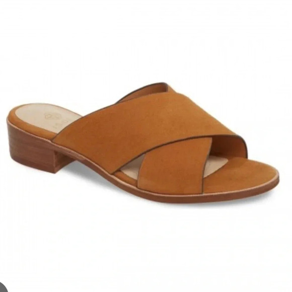 Isola Ginata Suede Leather Sandal Criss Cross Tan Size 9.5 - Picture 1 of 7